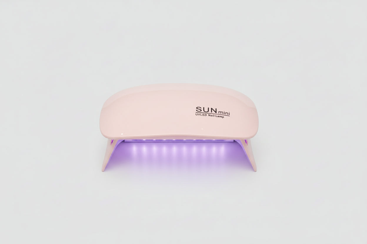 SUN mini UV/LED nail lamp.